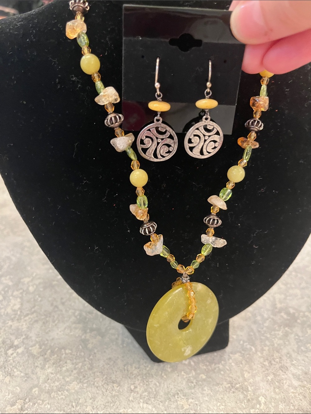 Silpada Earrings W846 Serpentine Hooks earrings+ Bonus Necklace